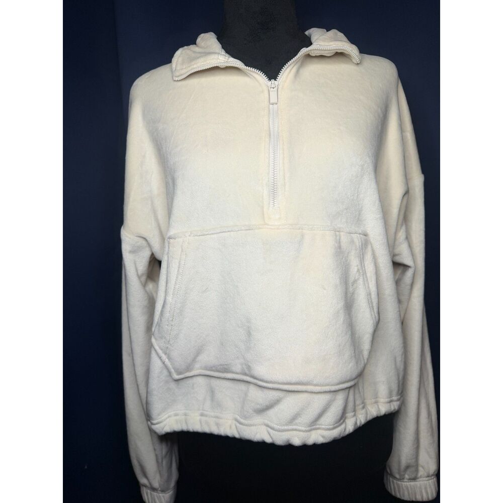 Yogalicious Cream Fleece Quarter-Zip Pullover Sweatshirt